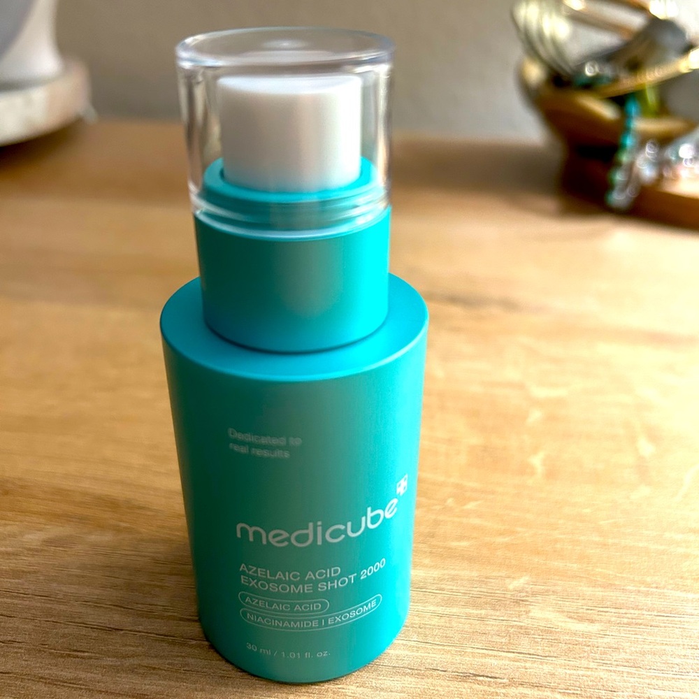Medicube Azelaic Acid Exosome Shot 7500 (never used)